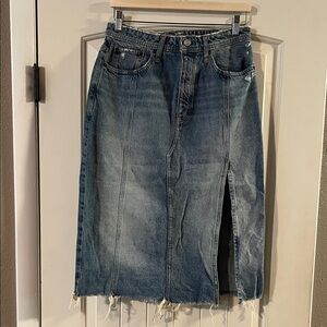 NWOT We the Free Mambo Light Wash Midi Skirt